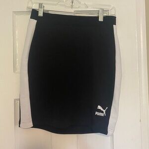 Puma Women’s Classics Ribbed Skirt